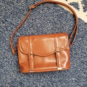 Vintage look crossbody bag